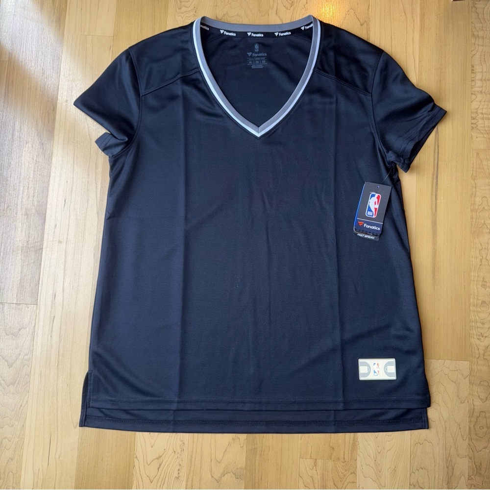 NEW Fanatics Black NBA Fast Break V Neck Short Sleeve T-Shirt
